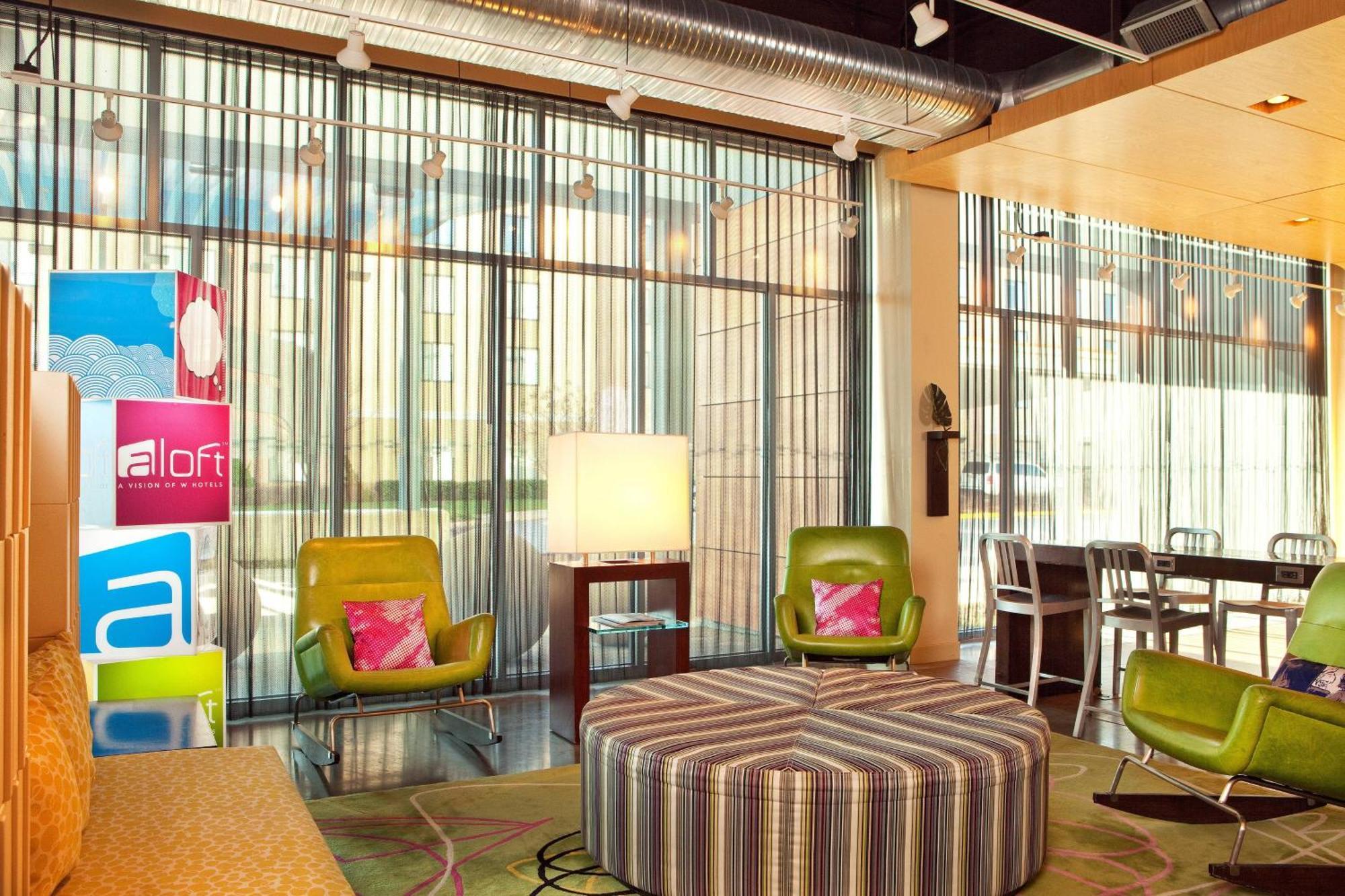 Aloft Chesapeake Hotel Exterior foto