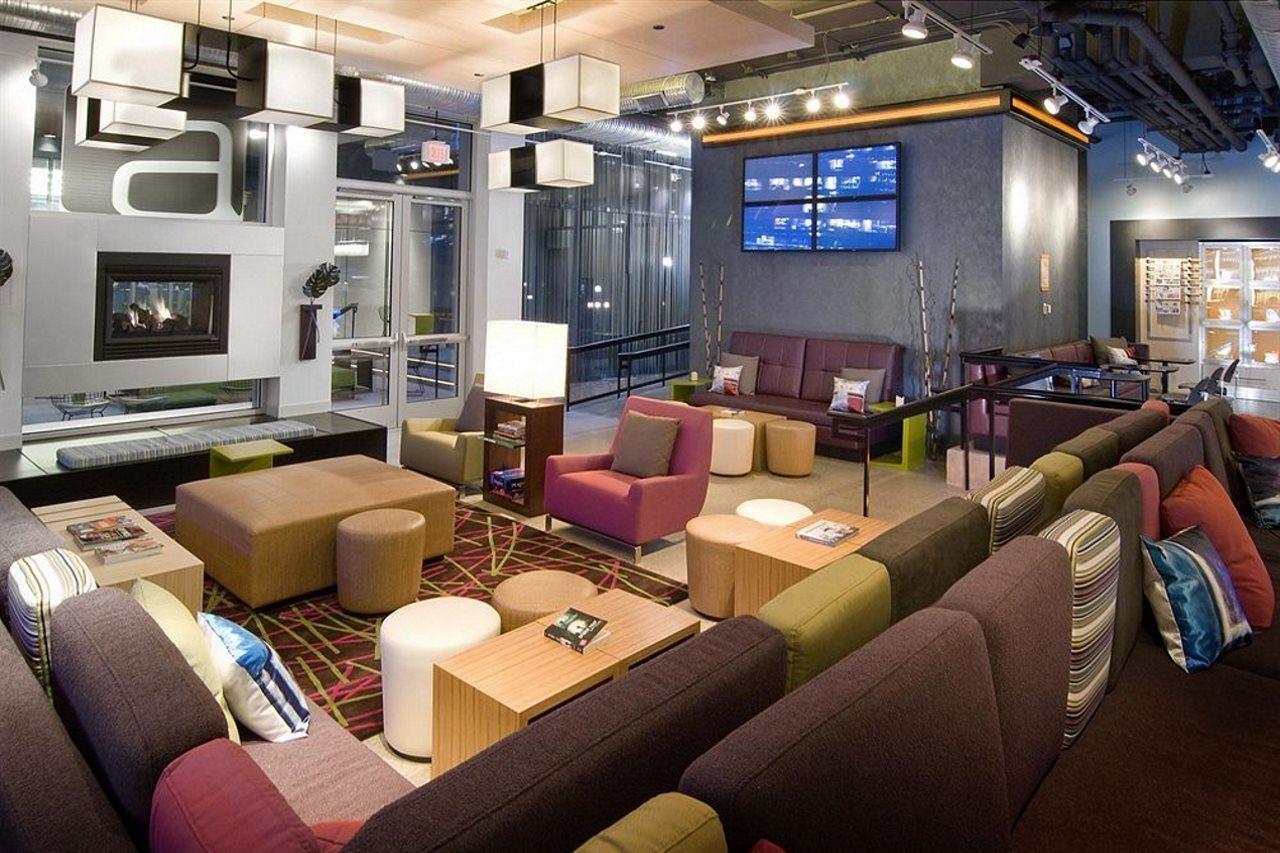 Aloft Chesapeake Hotel Interior foto